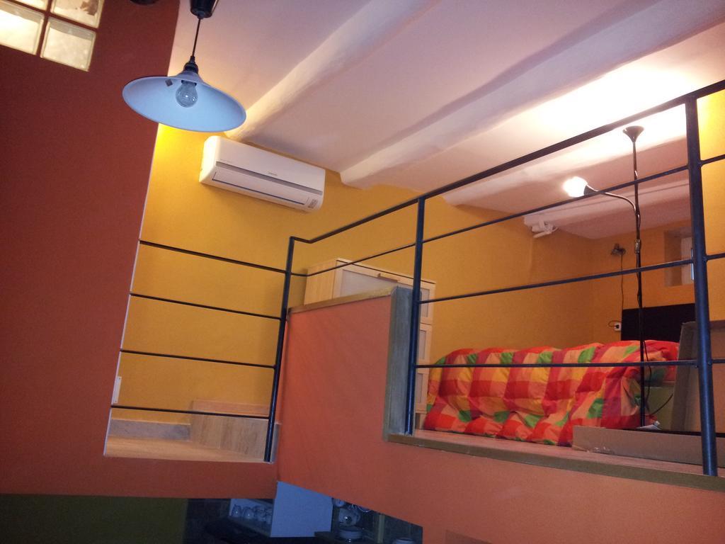 Guide Tour Apartments Наполи Екстериор снимка