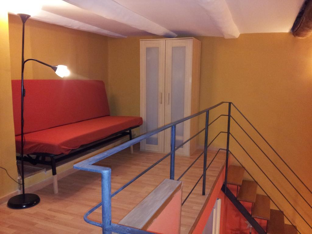Guide Tour Apartments Наполи Екстериор снимка