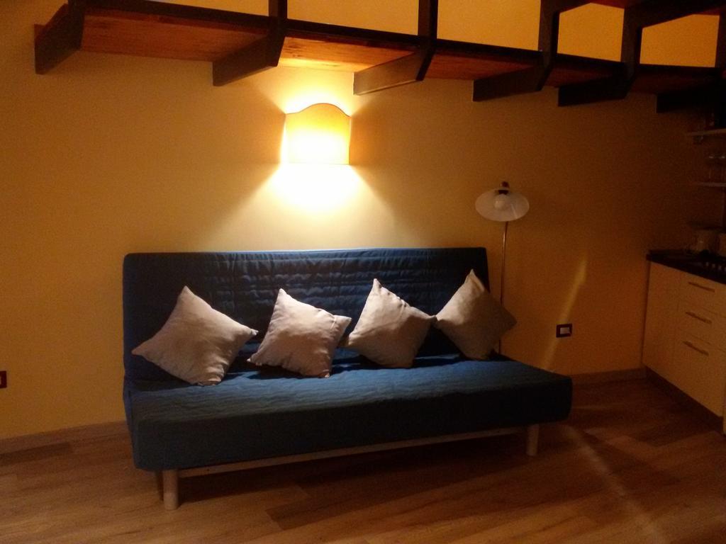 Guide Tour Apartments Наполи Екстериор снимка